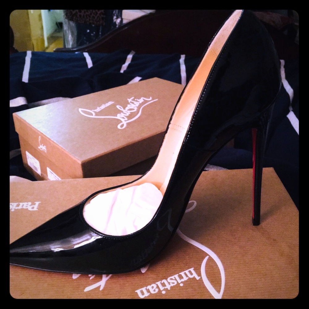 Christian Louboutin So Kate 120 Black Pumps